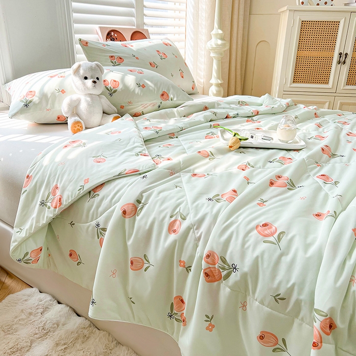 91家纺网 家纺一手货源 找家纺 好梦来家纺（原锦茂家纺） 2025新款印花凉感丝抗菌夏被 夏日玫瑰