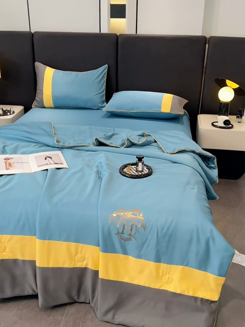 91家纺网 家纺一手货源 找家纺 梦舒羽 2025新款清凉舒适水洗冰丝双拼亮钻夏被 双拼亮钻星空蓝