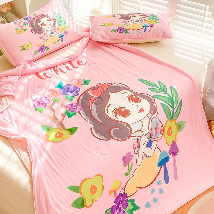 91家纺网 家纺一手货源 找家纺 ds生活馆 2025新款A类大版卡通凉感丝夏被 白雪公主