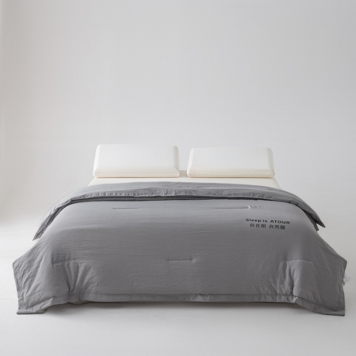 91家纺网 家纺一手货源 找家纺 暖芯家纺 2025新款亚朵同款深睡Pro夏被自在眠自然醒 浅灰