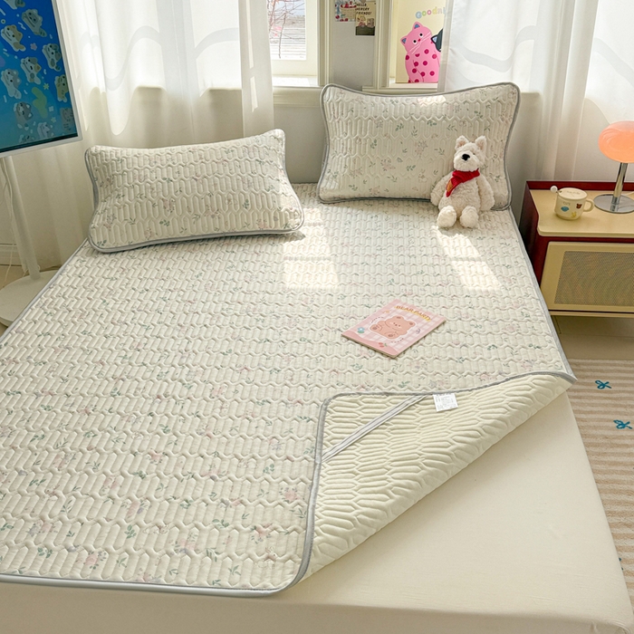 91家纺网 家纺一手货源 找家纺 慕尚家纺 2025新款小清新凉感丝乳胶席 花朵兔