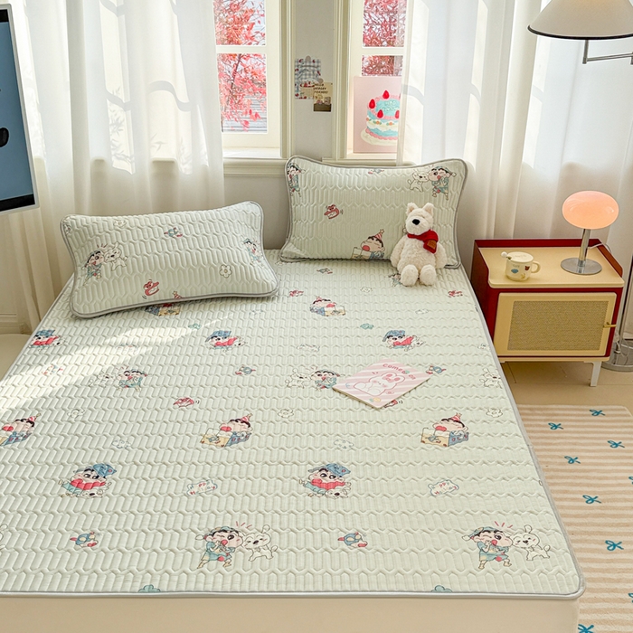 91家纺网 家纺一手货源 找家纺 慕尚家纺 2025新款小清新凉感丝乳胶席 蜡笔小新