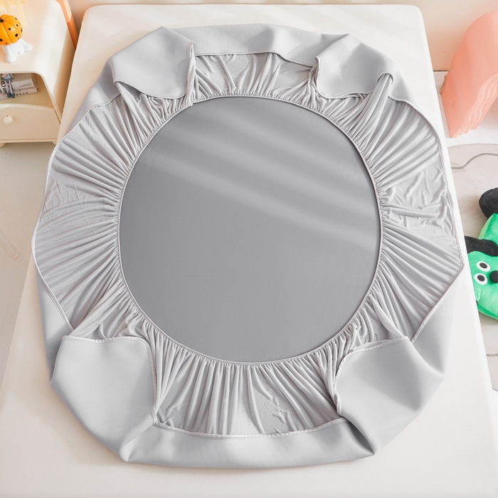 91家纺网 家纺一手货源 找家纺 2025春夏新款独家研发太空层凉感鸭冰丝烫画软凉席床笠款 凉感鸭-浅灰