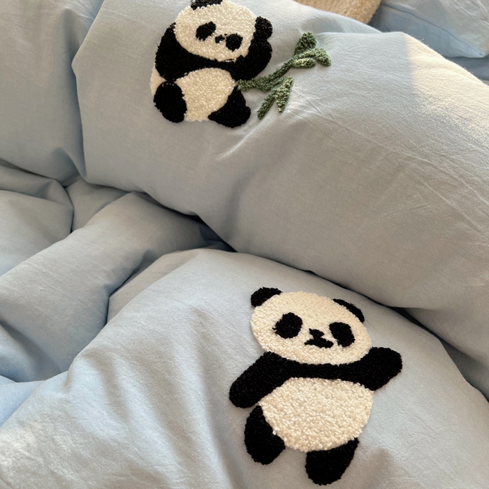 91家纺网 家纺一手货源 找家纺 慕尚家纺 2025新款春夏新款色织水洗棉毛巾绣四件套 熊猫 蓝