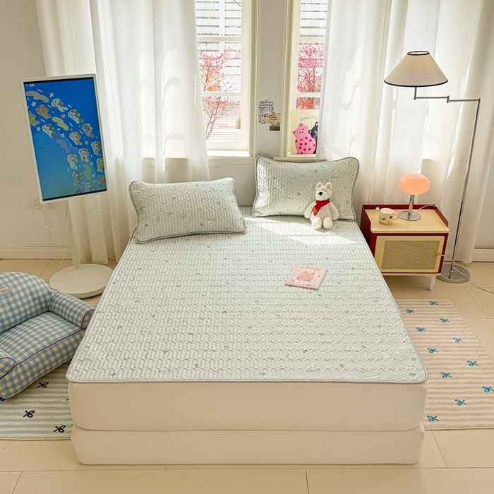 91家纺网 家纺一手货源 找家纺 慕尚家纺 2025新款小清新凉感丝乳胶席 夏日蝴蝶