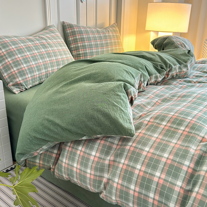 91家纺网 家纺一手货源 找家纺 玖弘家居 2025新款水洗棉格子系列四件套 映像格绿