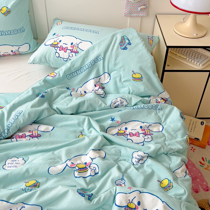 91家纺网 家纺一手货源 找家纺 昊川家纺 2025新款三丽鸥A类水洗双层纱夏被夏凉被空调被 汉堡玉桂狗