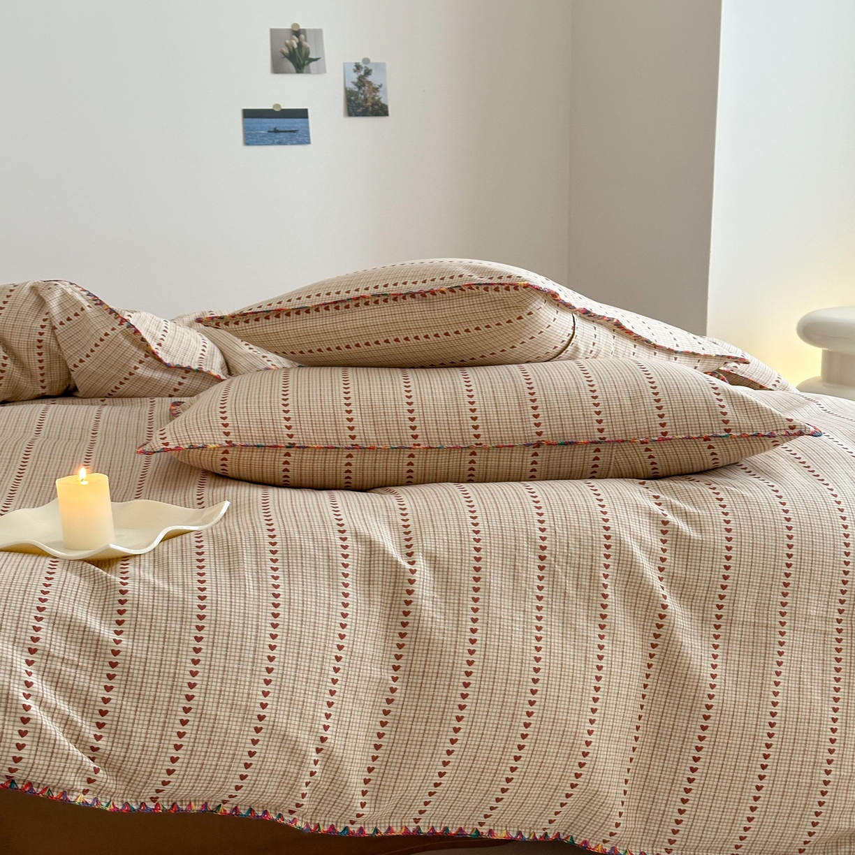 91家纺网 家纺一手货源 找家纺 2025新款工艺款全棉双层纱小清新贝壳边四件套 情初