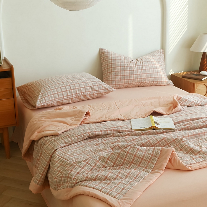 91家纺网 家纺一手货源 找家纺 雯雨家纺 2025新款A类无印风里外全棉纯棉水洗棉新疆棉花夏被夏凉被空调被 米粒粉