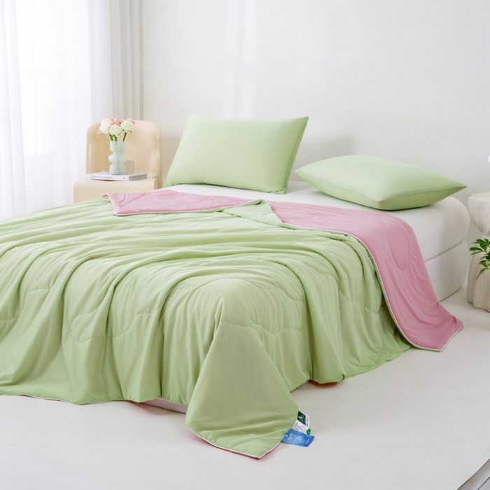 91家纺网 家纺一手货源 找家纺 好梦来家纺（原锦茂家纺） 2026新款印花凉感丝抗菌夏被 绿拼粉
