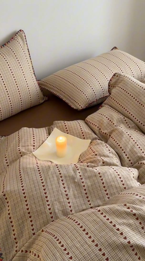 91家纺网 家纺一手货源 找家纺 2025新款工艺款全棉双层纱小清新贝壳边四件套 情初