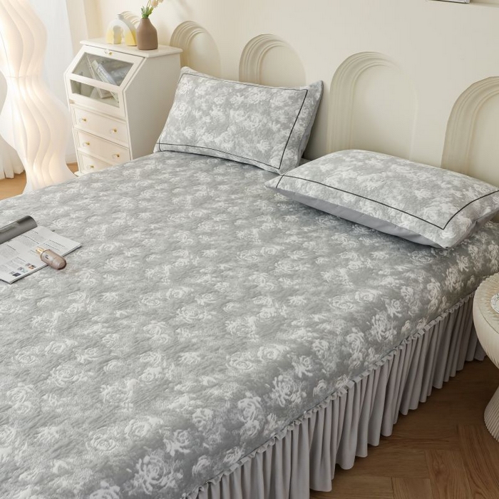 91家纺网 家纺一手货源 找家纺 2025新款玫瑰亲肤冰丝席床裙 灰色