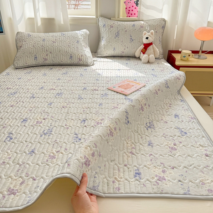 91家纺网 家纺一手货源 找家纺 慕尚家纺 2025新款小清新凉感丝乳胶席 花梦