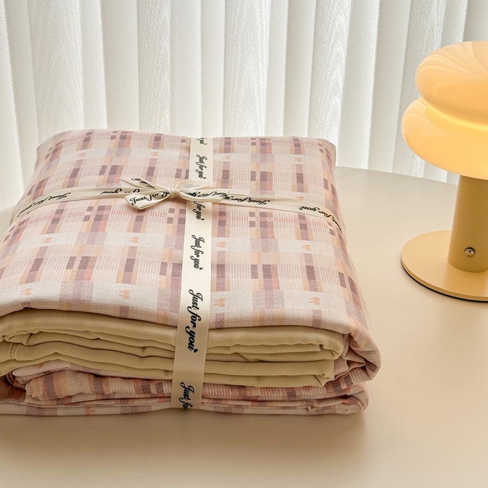 91家纺网 家纺一手货源 找家纺 塞纳 2026新款.全棉有氧双层纱四件套-场景一 云缦-咖