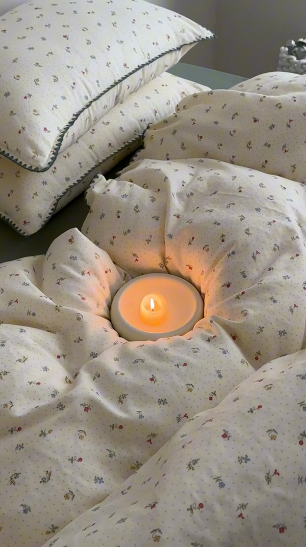 91家纺网 家纺一手货源 找家纺 2025新款工艺款全棉双层纱小清新贝壳边四件套 奶球