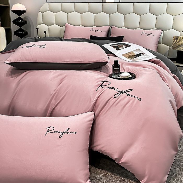 91家纺网 家纺一手货源 找家纺 富宁2025新款水洗真丝时光字母冰丝刺绣四件套 豆沙+高级灰