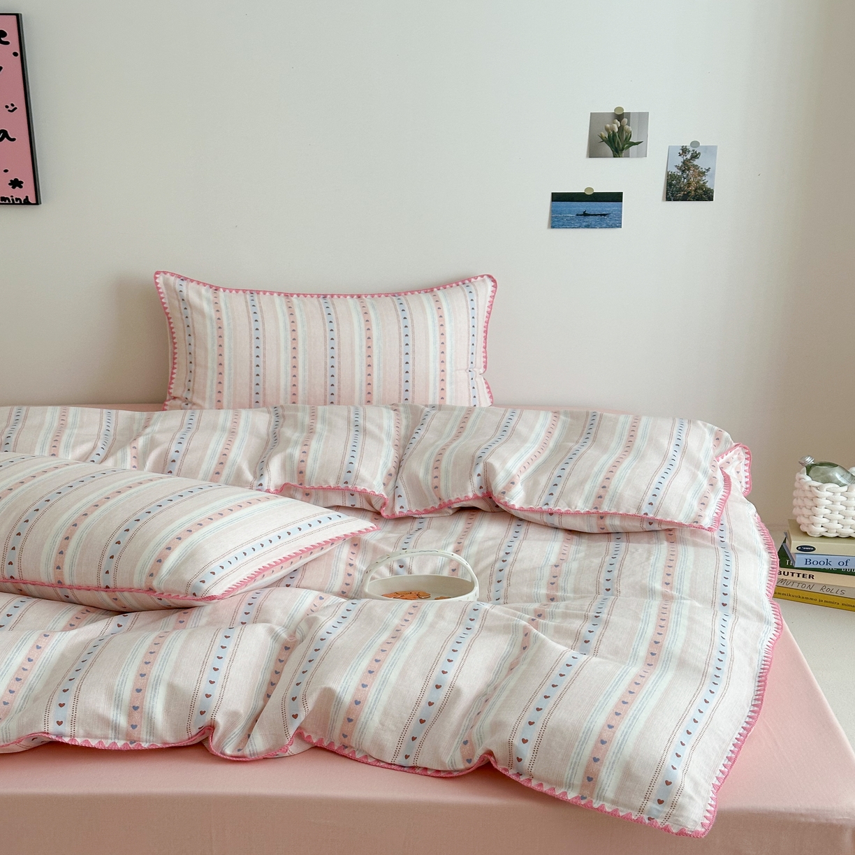 91家纺网 家纺一手货源 找家纺 2025新款春夏新品工艺款全棉双层纱贝壳边四件套 小心动