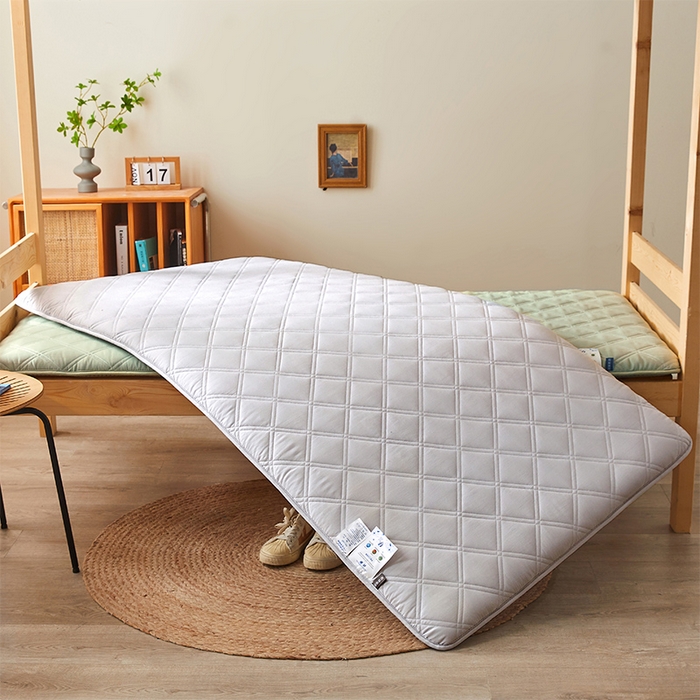 91家纺网 家纺一手货源 找家纺 丽诺床垫 2025新款氧乐棉三明治学生床垫 浅灰