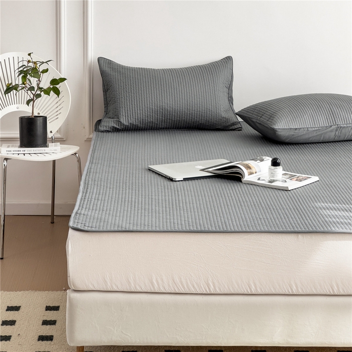 91家纺网 家纺一手货源 找家纺 法芙娜家纺 2025新款全棉40S水洗棉床垫 深灰