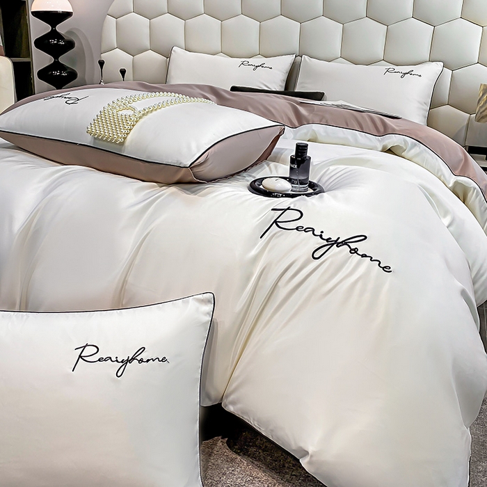 91家纺网 家纺一手货源 找家纺 富宁2025新款水洗真丝时光字母冰丝刺绣四件套 奶油白+咖