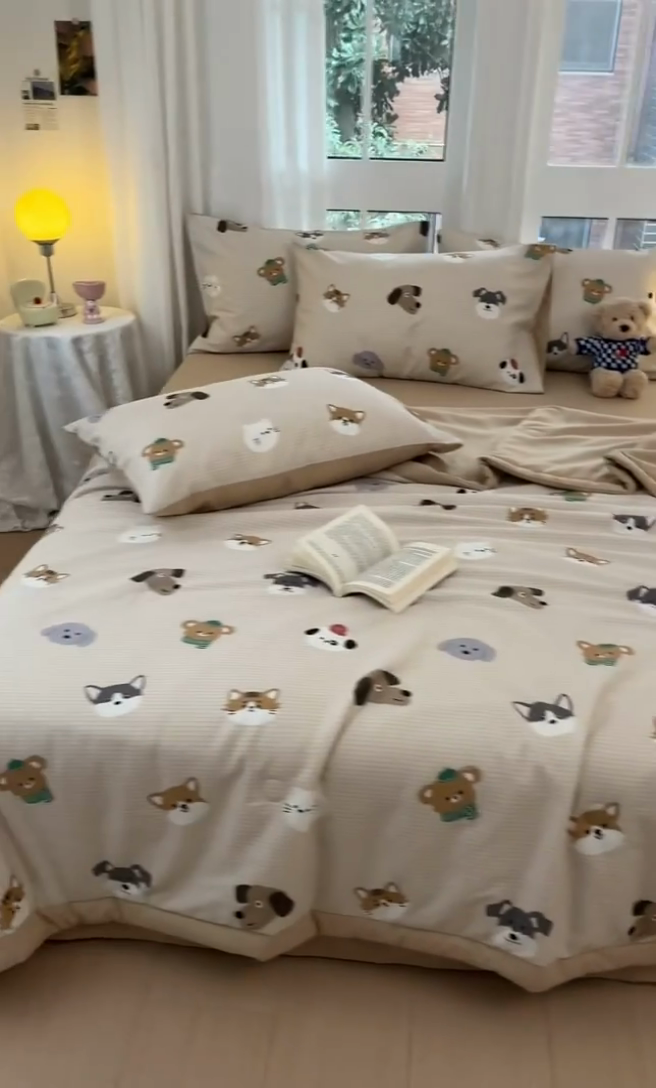 91家纺网 家纺一手货源 找家纺 一加一 2025新款A棉B水洗棉大豆夏被四件套 哈皮狗