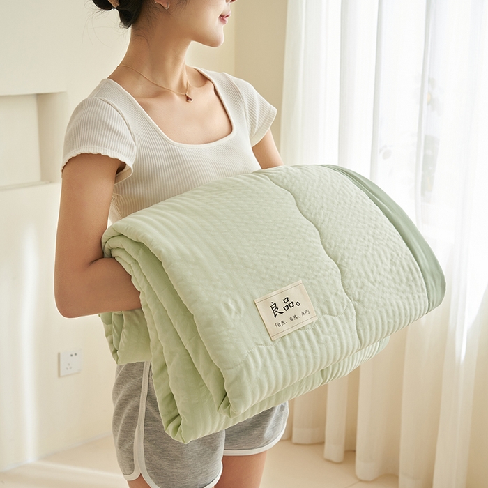 91家纺网 家纺一手货源 找家纺 畅销被业 2025新款水洗棉泡泡格夏被 泡泡格-浅绿