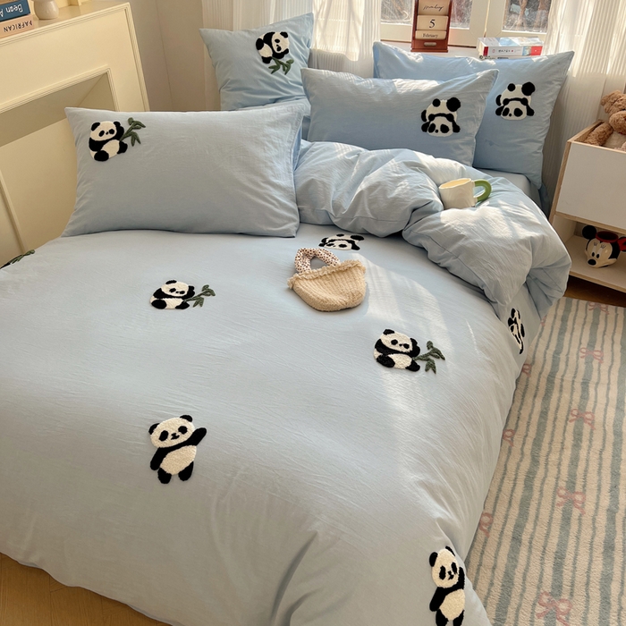 91家纺网 家纺一手货源 找家纺 慕尚家纺 2025新款春夏新款色织水洗棉毛巾绣四件套 熊猫 蓝