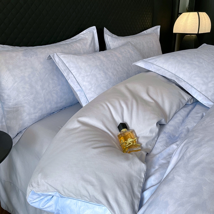 91家纺网 家纺一手货源 找家纺 金纱玉纺家纺 2025新款全棉13376数码印花四件套（礼盒包装）320B2