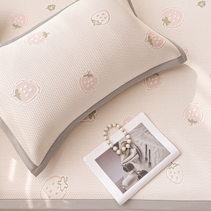 91家纺网 家纺一手货源 找家纺 （总）富馨莱 2025新款A类480克PE凉感凉豆豆凉席三件套和单件平铺款