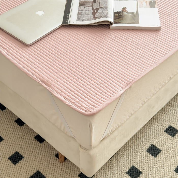 91家纺网 家纺一手货源 找家纺 法芙娜家纺 2025新款全棉40S水洗棉床垫 粉色