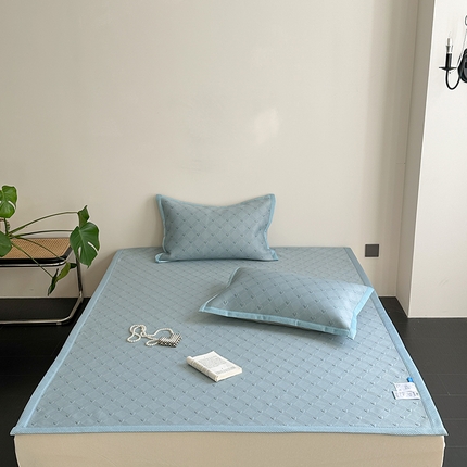 91家纺网 家纺一手货源 找家纺 凉百百 2025新款凉豆豆空调席软席-爱豆 爱豆--蓝色