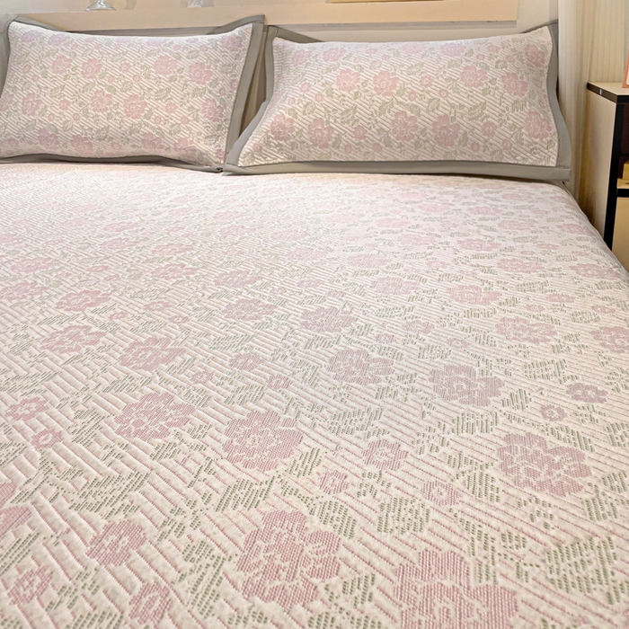 91家纺网 家纺一手货源 找家纺 富馨莱 2025新款A类480克PE凉感凉豆豆凉席三件套和单件床笠款 玫瑰花园-粉