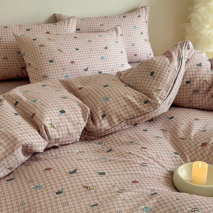 91家纺网 家纺一手货源 找家纺 2025新款全棉有氧A类母婴级双层纱印花四件套 追觅-红