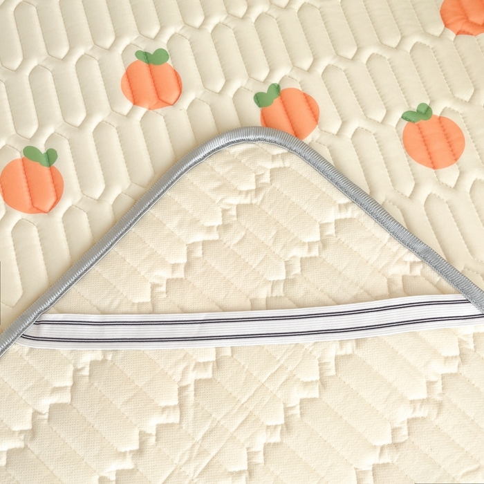 91家纺网 家纺一手货源 找家纺 川悦生活 2025新款小阪凉感丝印花凉席-学生床 蜜柑夏语