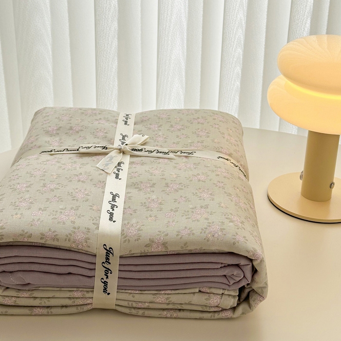 91家纺网 家纺一手货源 找家纺 塞纳 2026新款.全棉有氧双层纱四件套-场景一 宛夏-浅绿