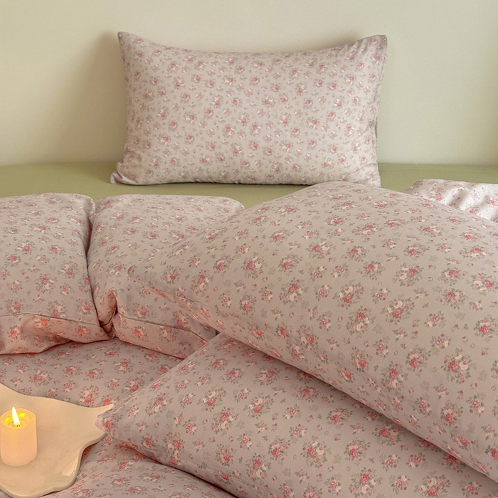 91家纺网 家纺一手货源 找家纺 塞纳 2026新款.全棉有氧双层纱四件套-场景一 醉花颜-浅咖