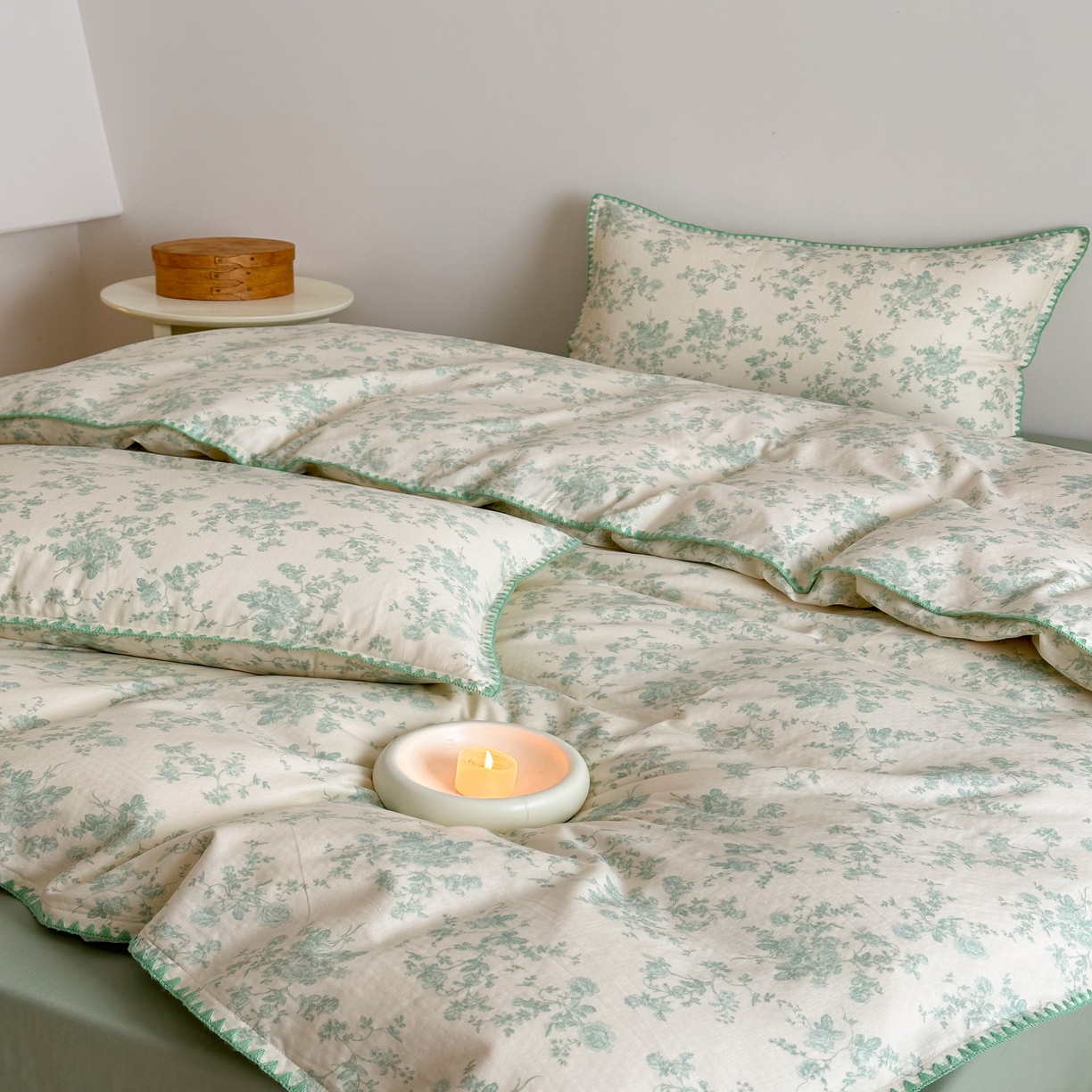 91家纺网 家纺一手货源 找家纺 2025新款工艺款全棉双层纱小清新贝壳边四件套 梨漫