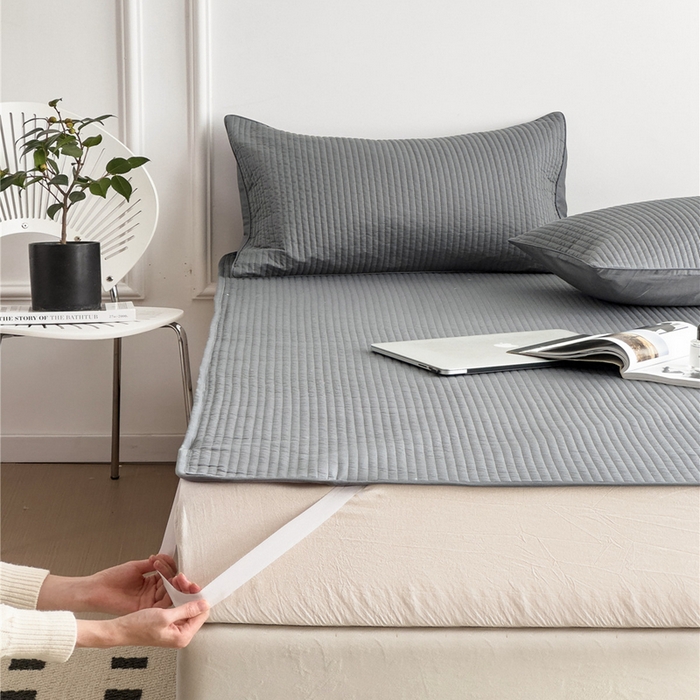 91家纺网 家纺一手货源 找家纺 法芙娜家纺 2025新款全棉40S水洗棉床垫 深灰