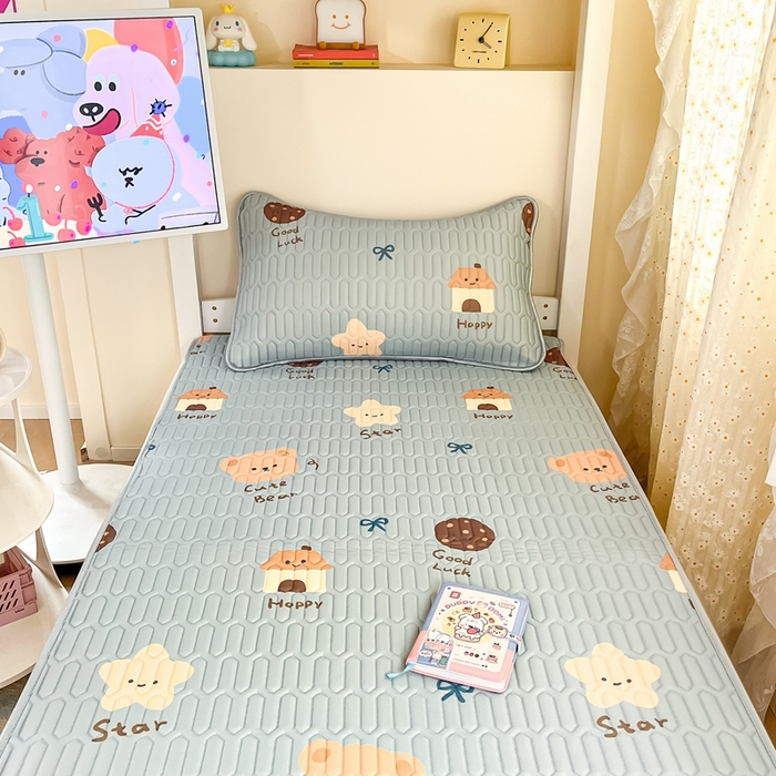 91家纺网 家纺一手货源 找家纺 川悦生活 2025新款小阪凉感丝印花凉席-学生床 好物日志-奶蓝