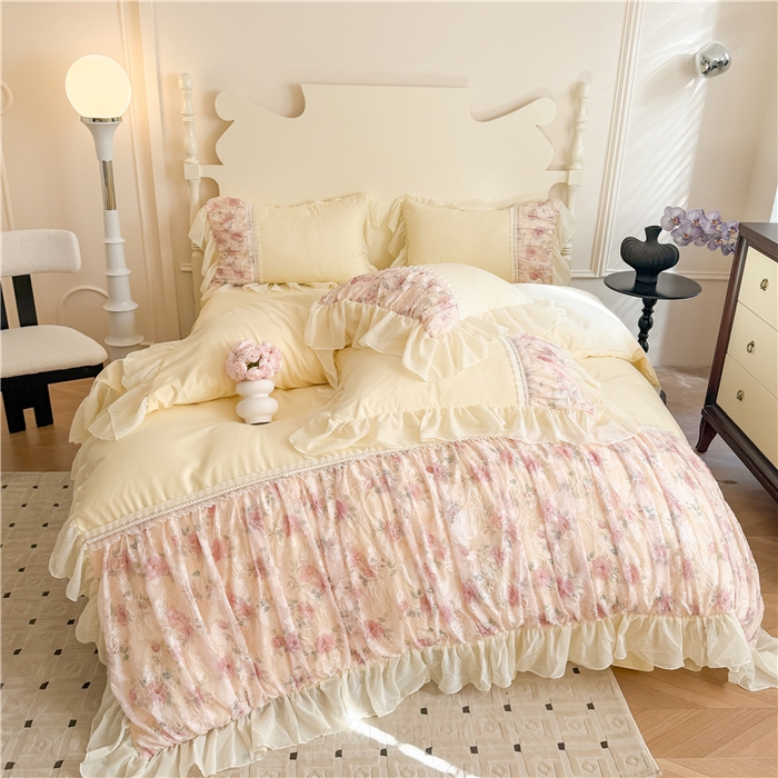 91家纺网 家纺一手货源 找家纺 富盛家纺 2025新款水洗亲肤棉雪纺印绣工艺四件套公主风四件套巴黎春天系列 巴黎春天-黄