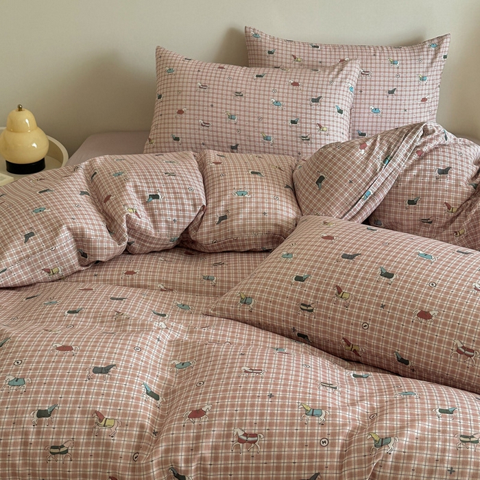 91家纺网 家纺一手货源 找家纺 塞纳 2026新款.全棉有氧双层纱四件套-场景一 追觅-红