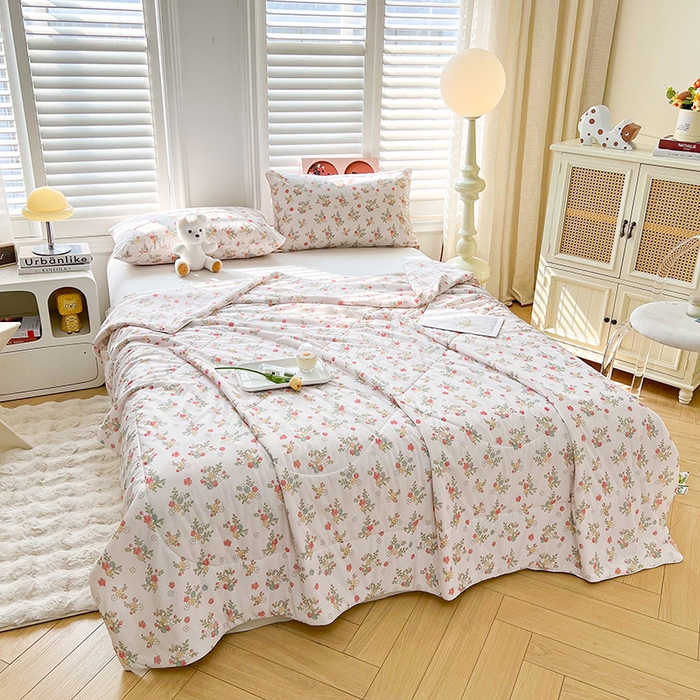 91家纺网 家纺一手货源 找家纺 好梦来家纺（原锦茂家纺） 2025新款印花凉感丝抗菌夏被 晨曦 奶白