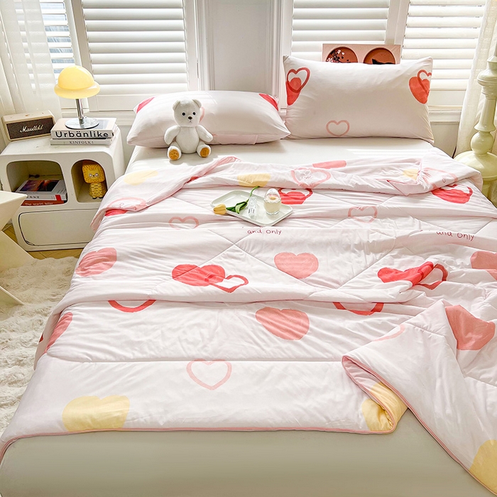 91家纺网 家纺一手货源 找家纺 好梦来家纺（原锦茂家纺） 2025新款印花凉感丝抗菌夏被 小欣喜