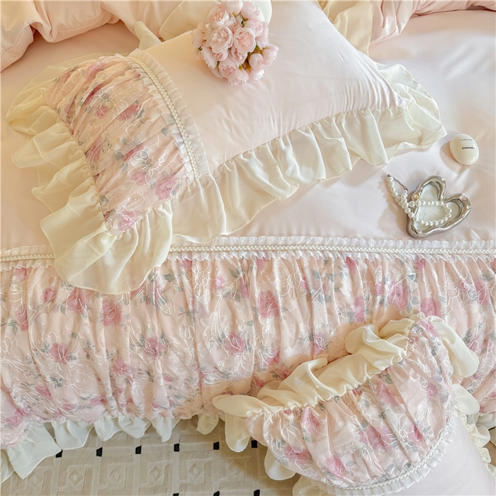 91家纺网 家纺一手货源 找家纺 （总）富盛家纺 2025新款水洗亲肤棉雪纺印绣工艺四件套公主风四件套巴黎春天系列