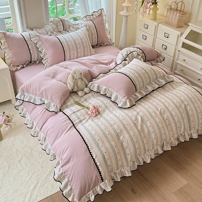 91家纺网 家纺一手货源 找家纺 大麦家纺 2025新款韩式花边亲肤棉四件套 线条狗