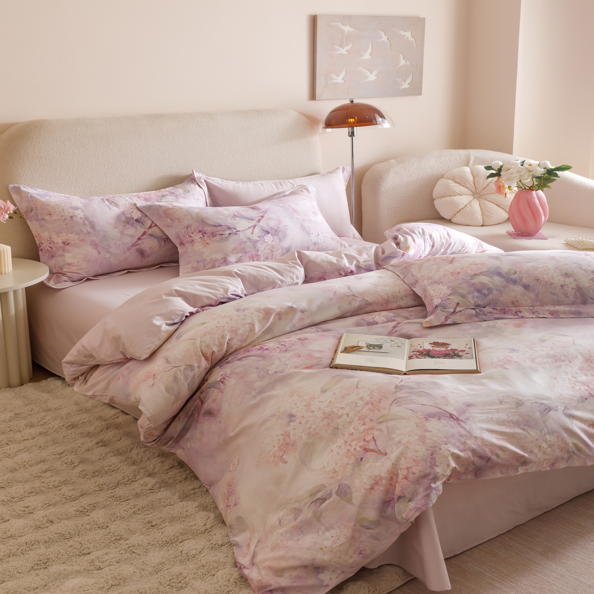 91家纺网 家纺一手货源 找家纺 2025新款【如梦令】红金裸盖棉四件套（标准号 全网控价） 花房姑娘-紫