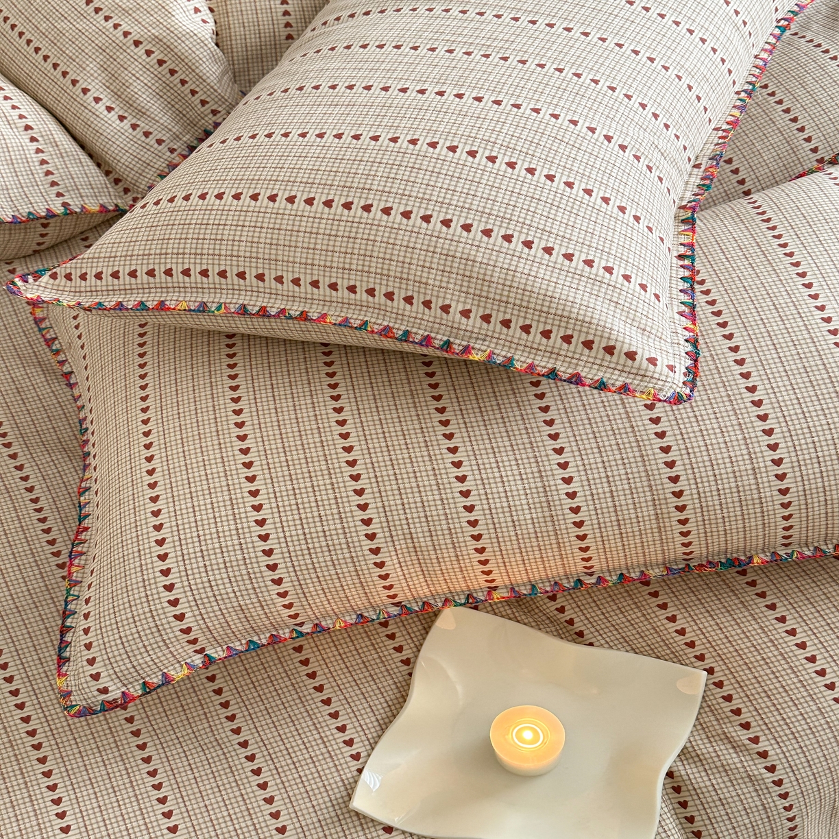 91家纺网 家纺一手货源 找家纺 2025新款工艺款全棉双层纱小清新贝壳边四件套 情初