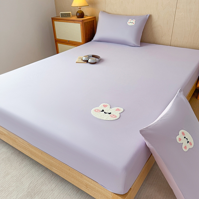 91家纺网 家纺一手货源 找家纺 澳梵家居 2025新款A类全棉毛巾绣床笠 兔兔-紫