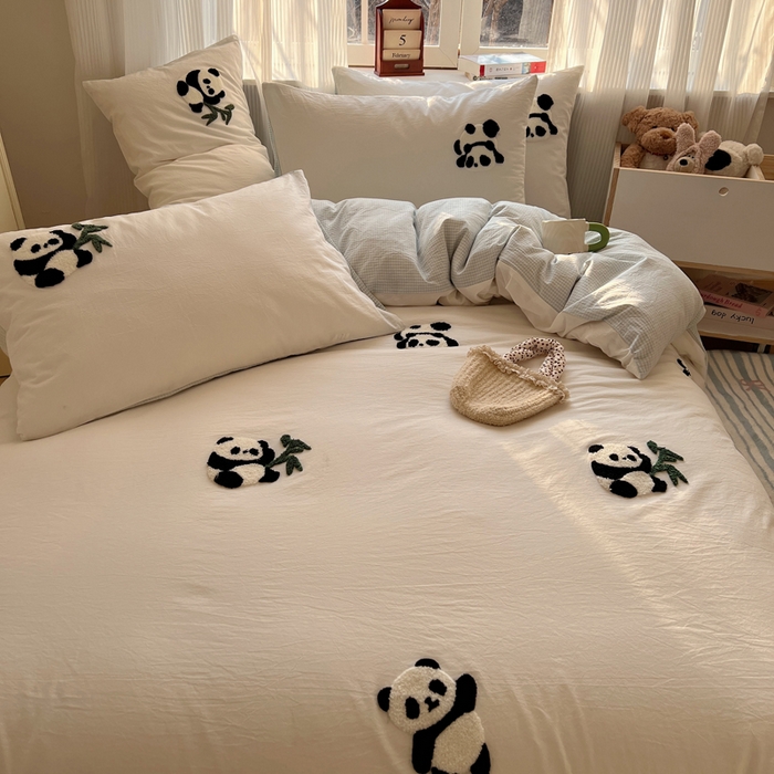 91家纺网 家纺一手货源 找家纺 慕尚家纺 2025新款春夏新款色织水洗棉毛巾绣四件套 熊猫 米白