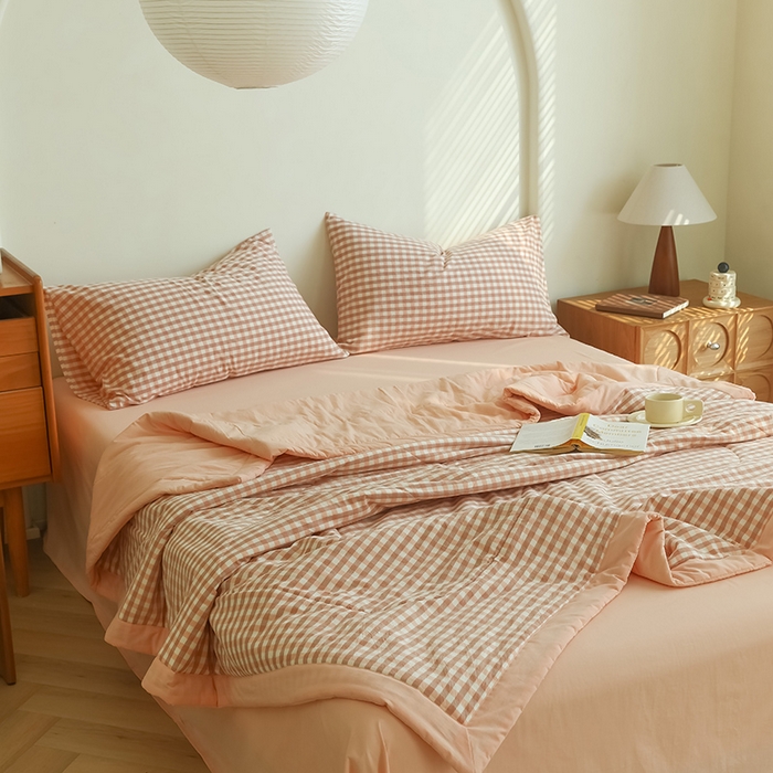 91家纺网 家纺一手货源 找家纺 雯雨家纺 2025新款A类无印风里外全棉纯棉水洗棉新疆棉花夏被夏凉被空调被 玉小格